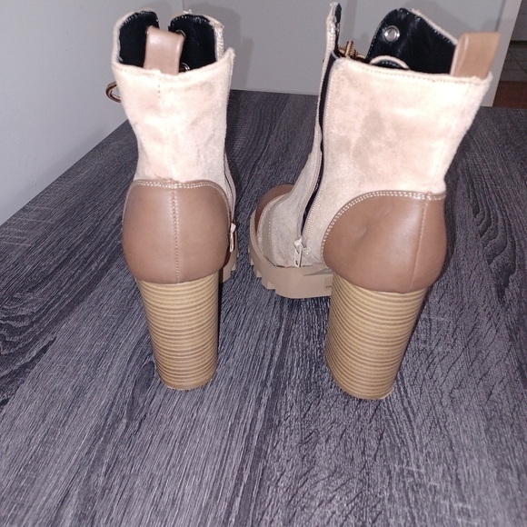 Wild Diva- Brown Lace Up Ankle Boots w Zipper- W Sz 10 - Picture 7 of 12